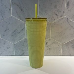 Starbucks Winter/Valentine 2023 Meadow Yellow Soft Touch Grid Venti Tumbler
